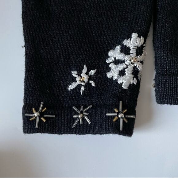 Vintage 1990s Arriviste Snowflake Cardigan Sweater Beaded Embroidered Black S - Picture 7 of 12